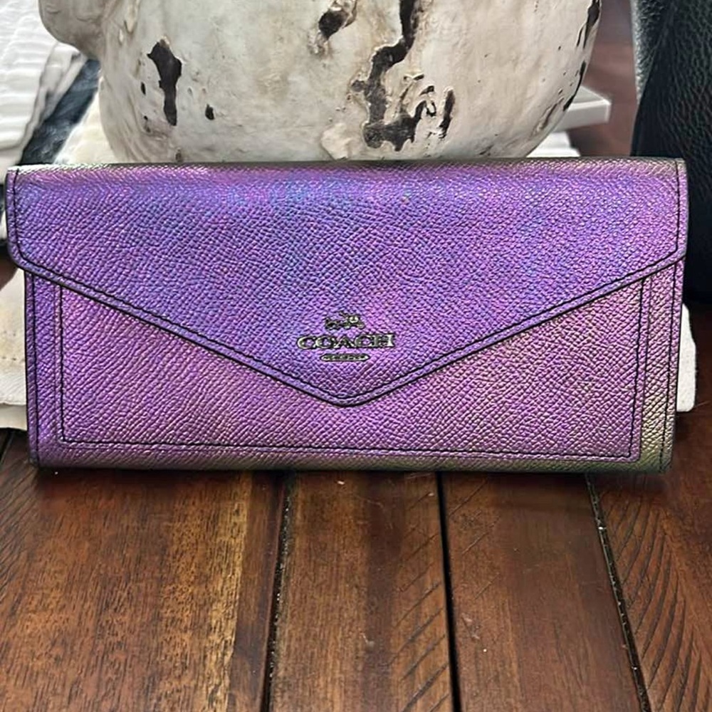 COACH Rare Soft wallet in hologram leather